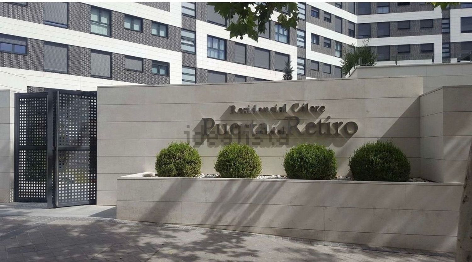 Piso en calle de Carlos y Guillermo Fernández Shaw, 1 - Foto 1