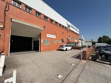 Nave Industrial en Sant Boi de Llobregat - Foto 1