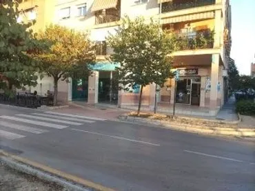 Local comercial en  Calle Torre Pedro de Morales 6 - Foto 1