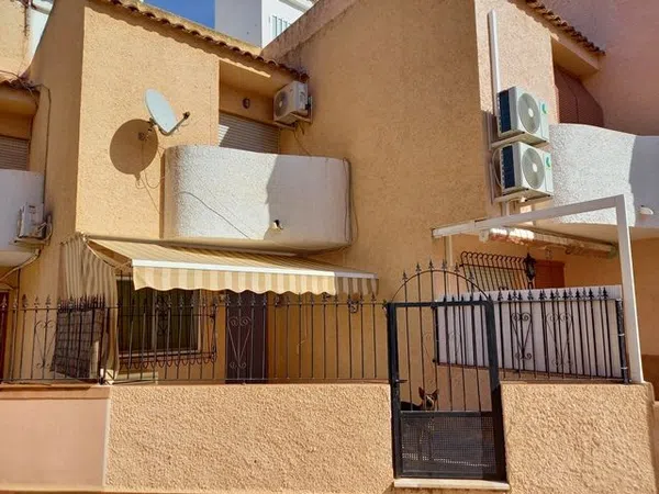 Chalet adosado en Pasaje de Europa, 13, Los Narejos-Punta Calera, Los Narejos-Punta Calera - Foto 1