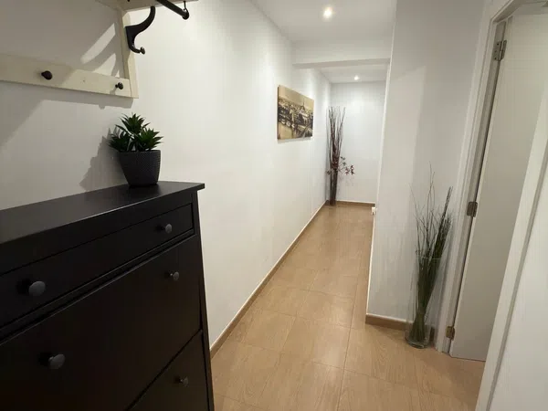 Piso en calle del Monestir de Poblet, 8 - Foto 2