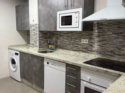 Piso en calle Cronista Diego Rodriguez de Almela, 8