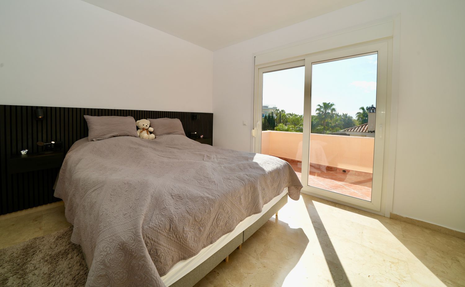 Casa independiente en Urb. villa El Higuerón - Capellanía - Foto 14