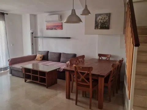 Dúplex en avenida General López Domínguez, 2