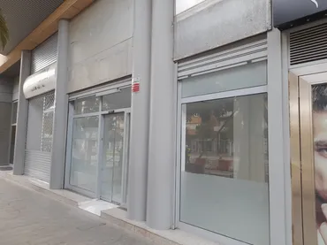 Local comercial en  CORNELLA - Foto 5