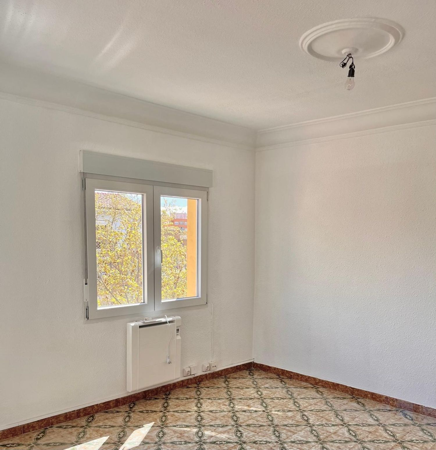 Piso en calle del Castillo de Loarre, 62 - Foto 2