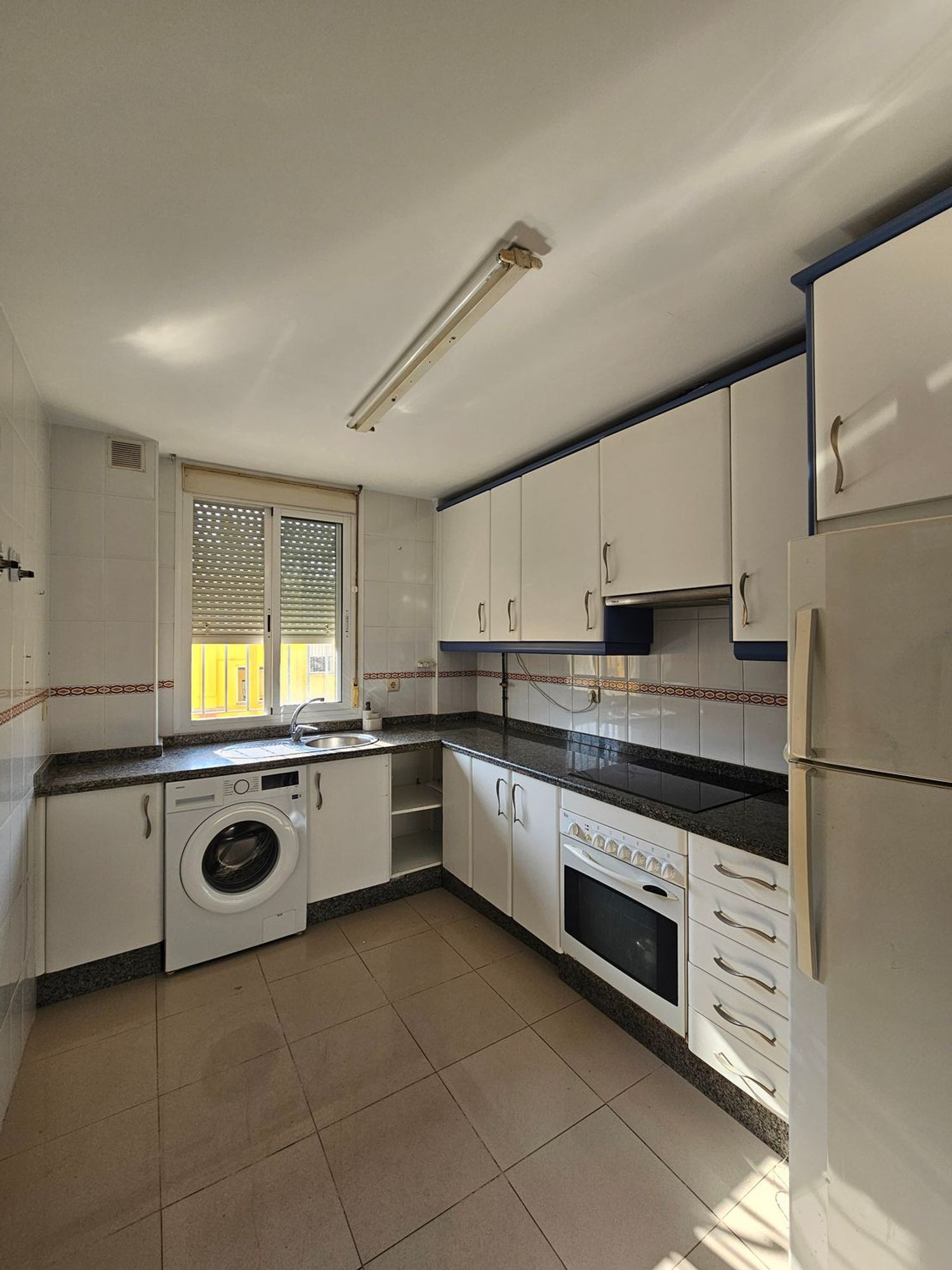 Piso en Calle Melchor Gallegos, 11, Gran Plaza - Marqués de Pickman - Ciudad Jardín - Foto 2