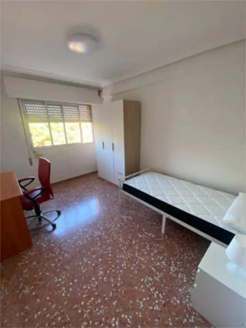 Piso en Ciudad Jardin - Foto 5