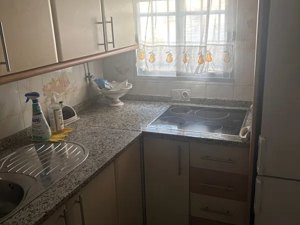 Piso en calle Párroco Antonio Gómez Villalobos, 21