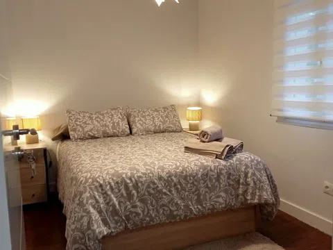 Casa independiente en avenida del Puente Cultural, 1