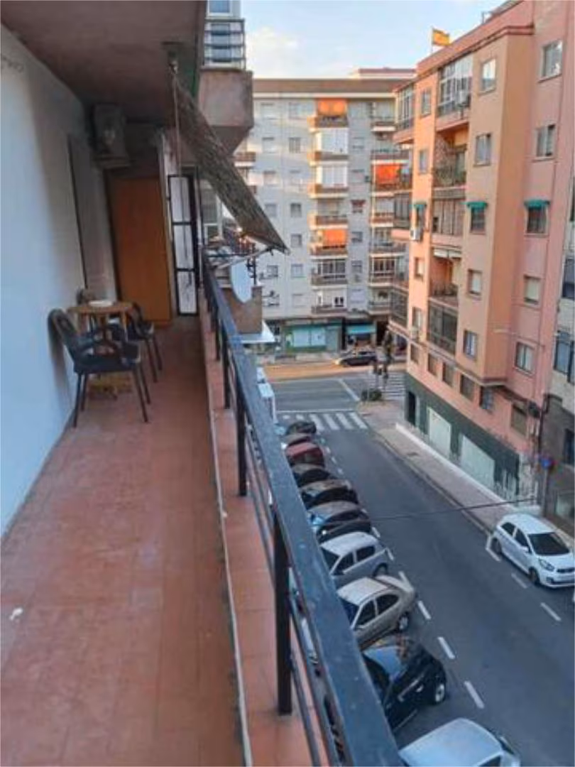 Piso en Cruz de los Caidos - Foto 9