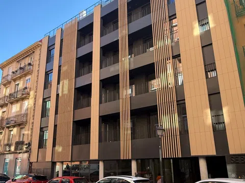 Piso en calle de Sebastián Elcano, 8