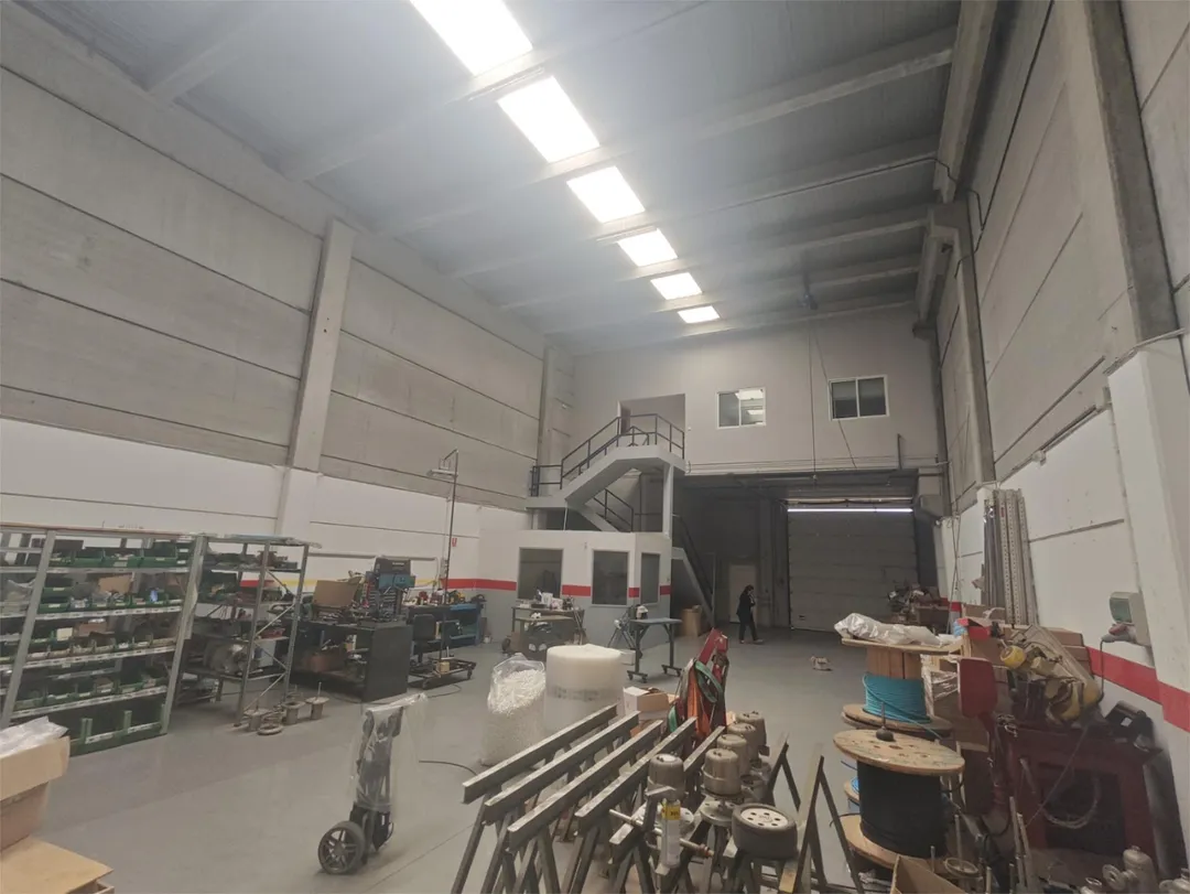 Local comercial en  Calle de Honduras 7 - Foto 8