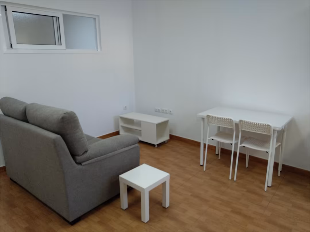 Apartamento en  Calle Ronda Leonardo 55 - Foto 5