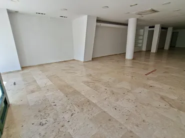 Local comercial en  Avinguda Ancha de Castelar 550 - Foto 10