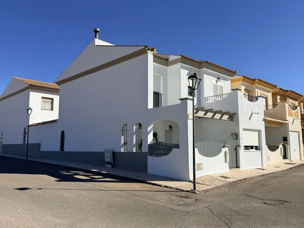 Chalet pareado en Calle Sacerdote Juan Bretones, 42 - Foto 3