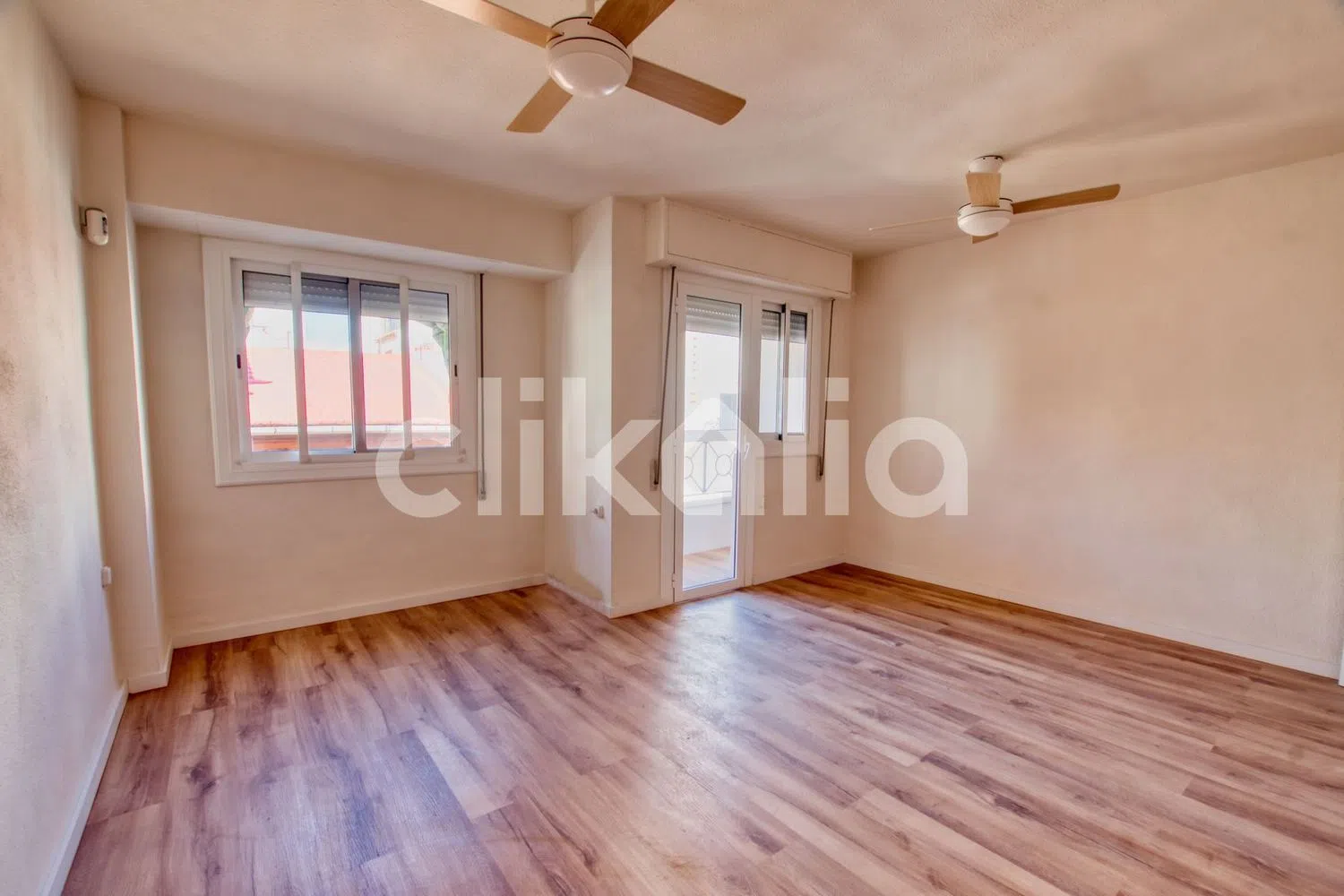 Piso en calle Jazmín