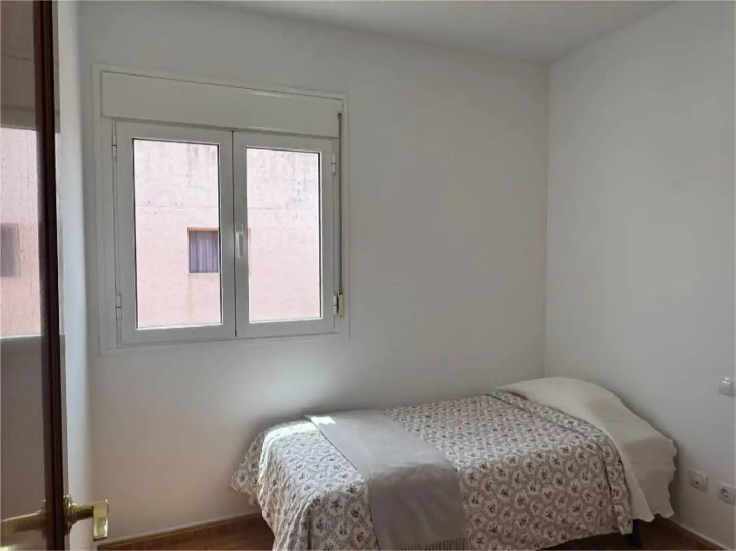 Piso en  Calle Pintor Pepe Dámaso 30 - Foto 9