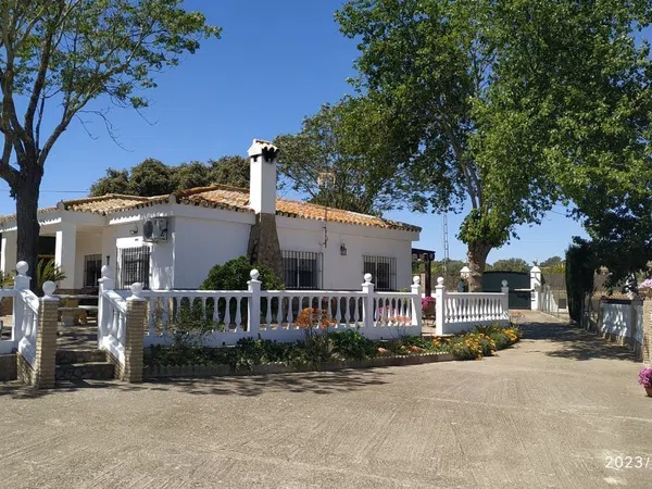 Casa o chalet independiente en Camino Cantillana s/n - Foto 1