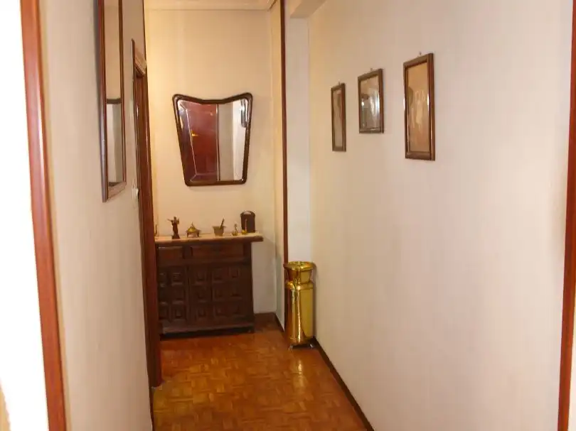 Piso en  Calle Marqueses de Valdecilla y Pelayo 15 - Foto 4