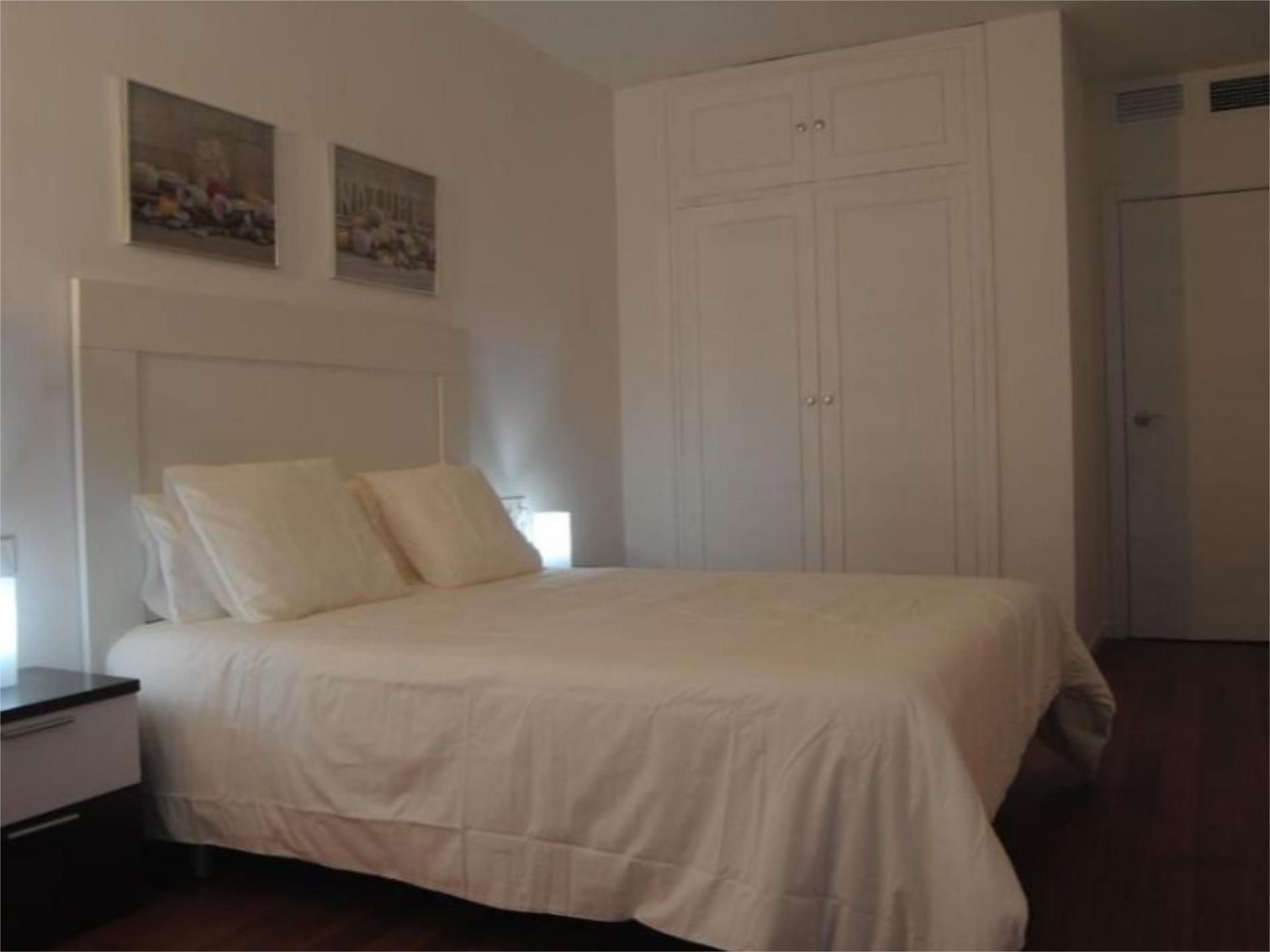 Piso en  Calle la Regente 12 - Foto 8