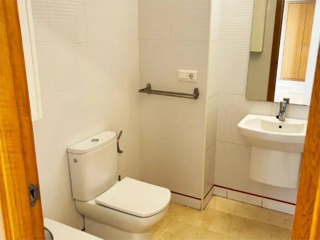 Piso en  Calle Granja de Rocamora 4 - Foto 19