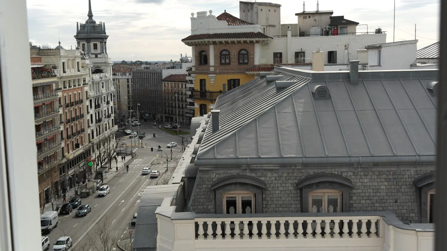 Estudio en calle de Santa Engracia, 9 - Foto 2