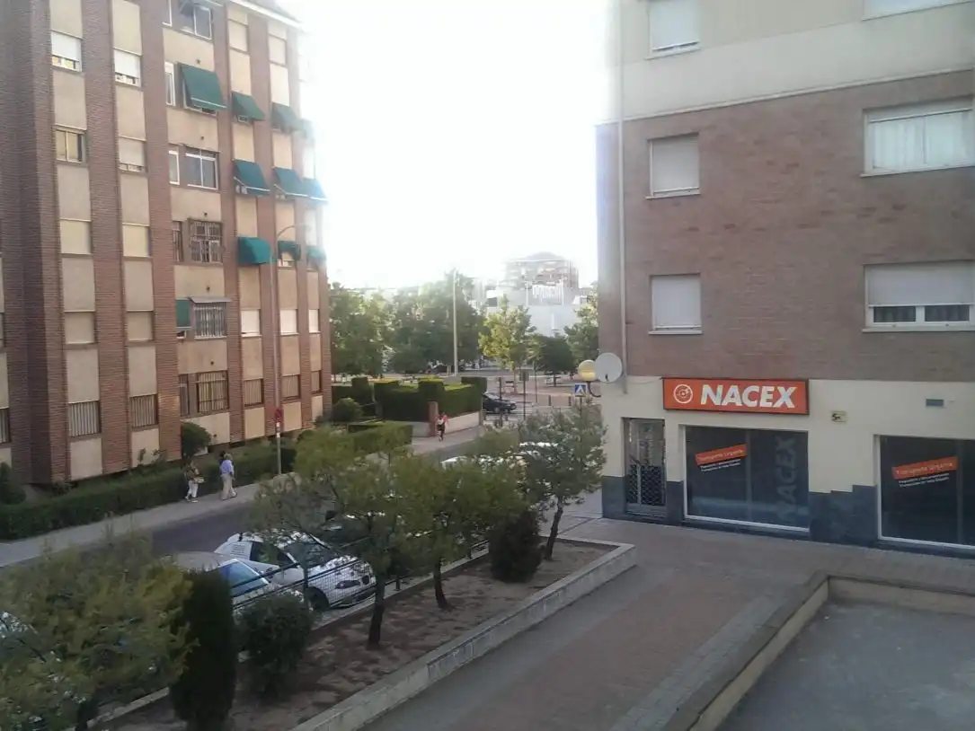 Piso en  Calle Friburgo 4 - Foto 9