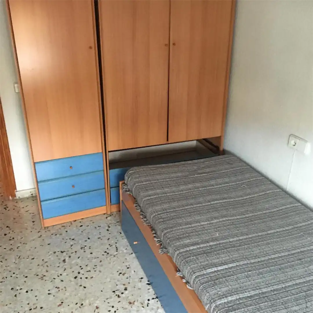 Piso en  Calle de Monóvar 1 - Foto 11