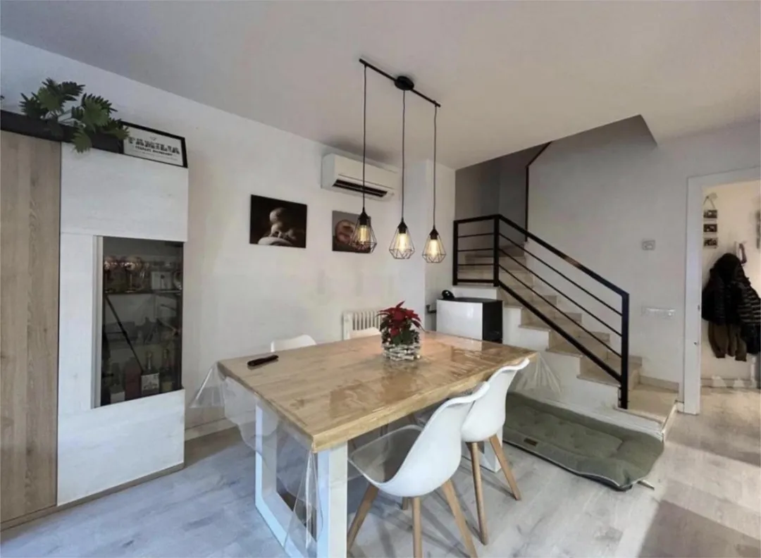 Casa adosada en  Carrer de Manuel Carrasco i Formiguera 37 - Foto 7