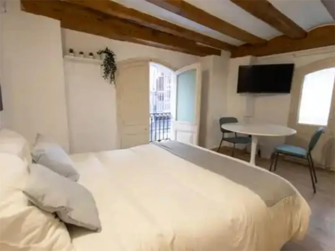 Piso en  Carrer de Sant Pere Més Baix 28 - Foto 8