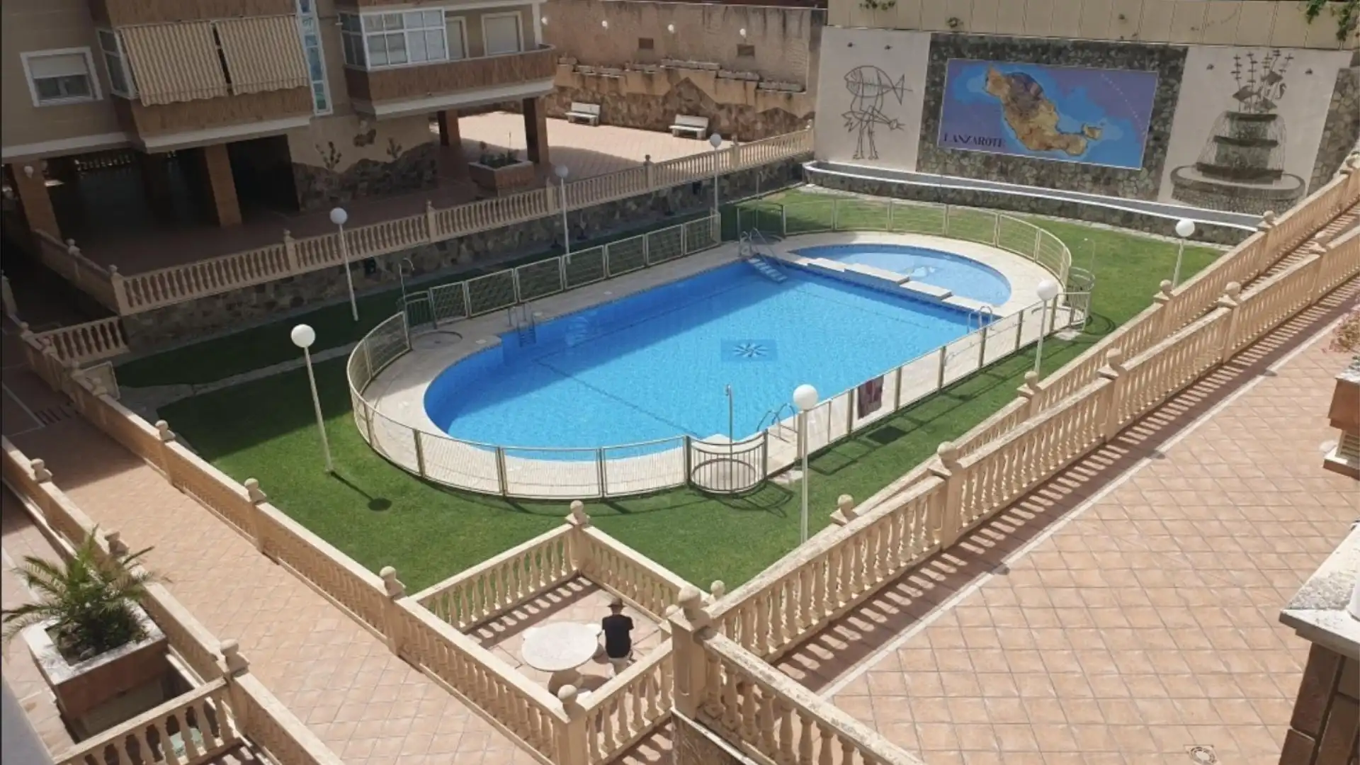 Piso en  Avenida Alfonso Diaz de Bustamante y Quijano 11 - Foto 1