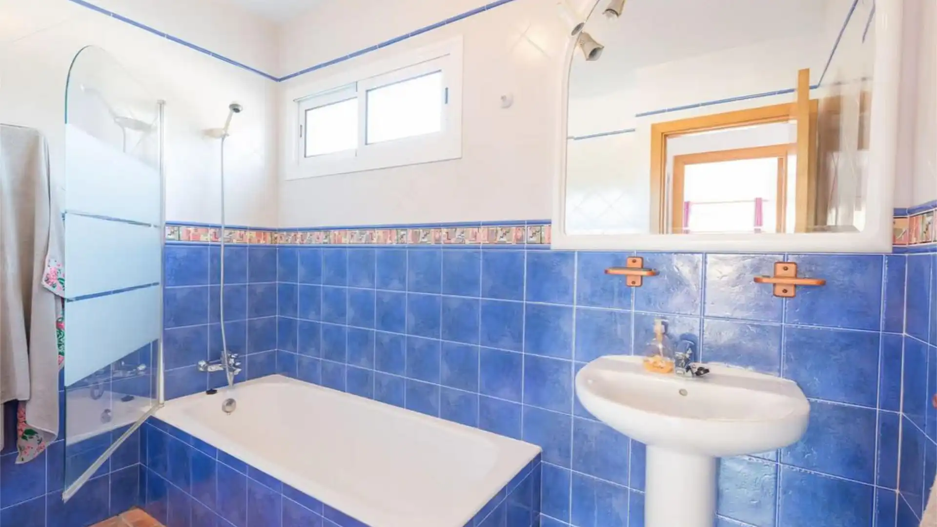 Casa adosada en  Camí d'Alcanada 8 - Foto 16