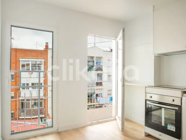 Piso en calle de Salvador Alonso