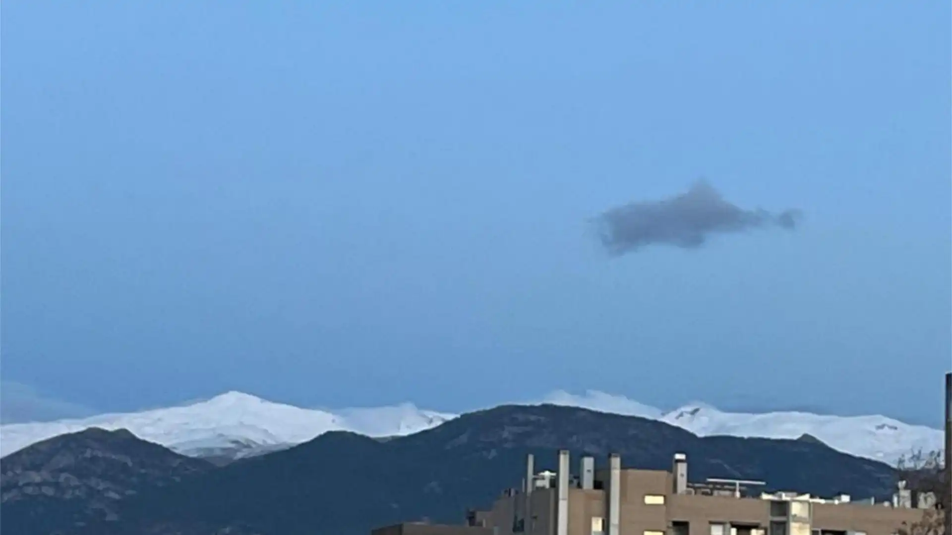 Casa adosada en  Calle Ávila 13 - Foto 1