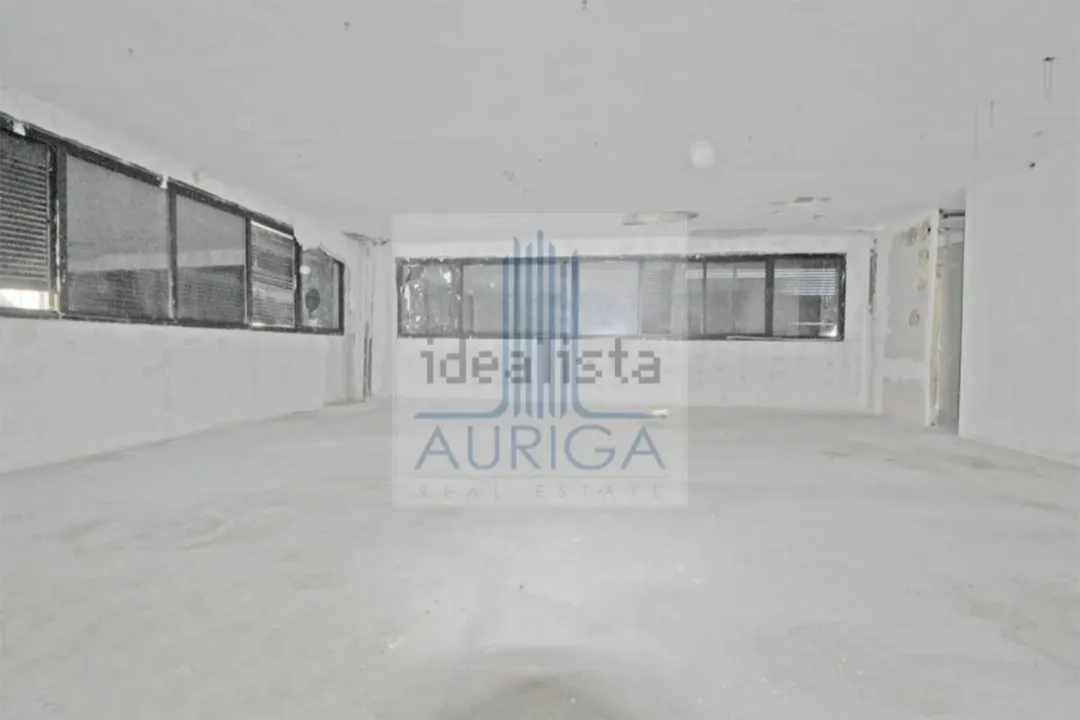 Local comercial en  Calle Juan Huarte de San Juan 15 - Foto 5