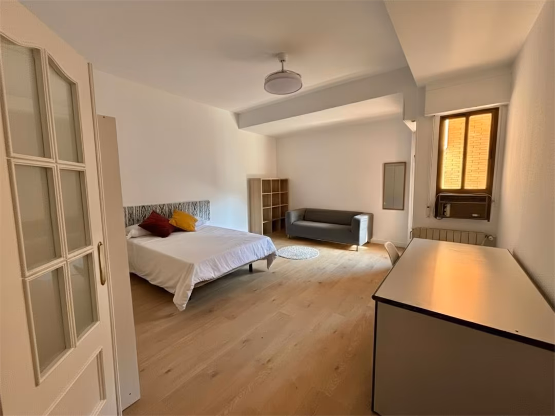 Piso en  Calle de Embajadores 106 - Foto 3