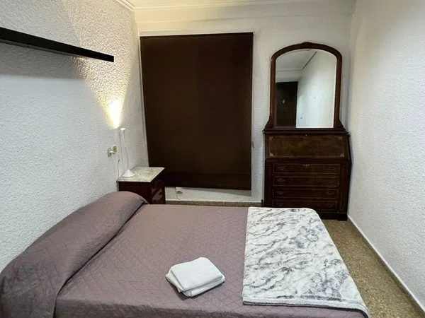 Piso en calle de Campoamor, 104 - Foto 5