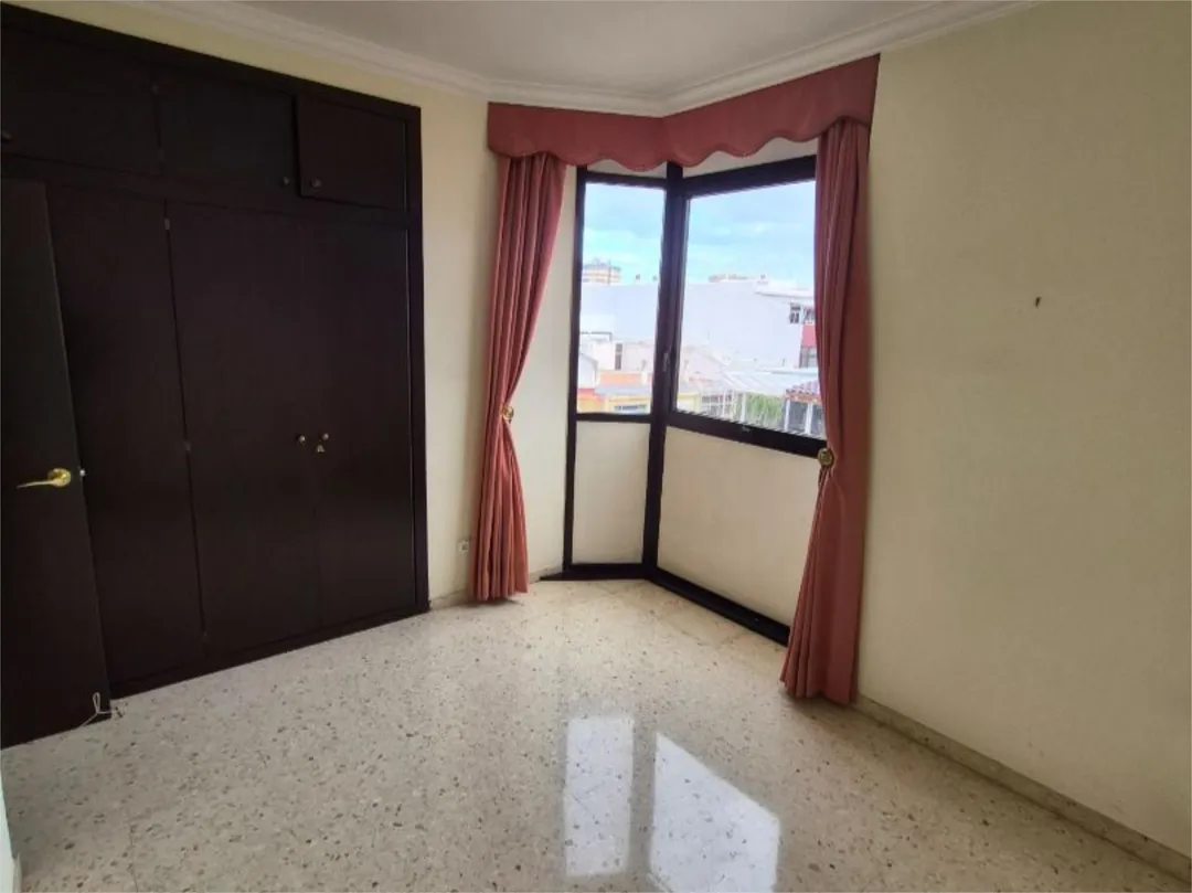 Piso en  Calle Ángel Guimerá 106 - Foto 12