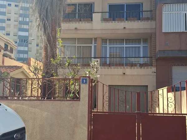 Casa independiente en calle Eladio Roca Salazar, 67 - Foto 3