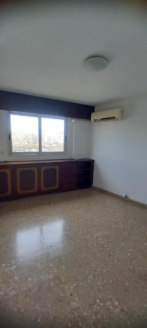 Piso en  Carrer de Guillem de Castro 46 - Foto 10