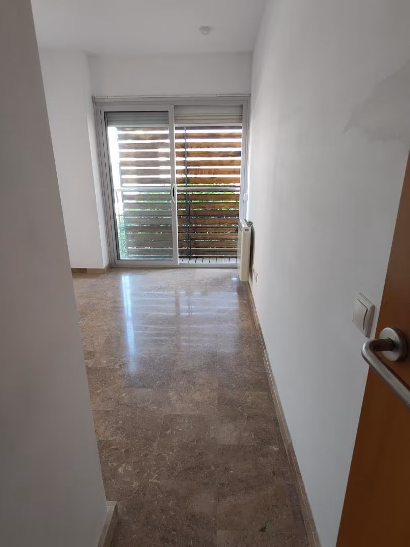 Casa adosada en  Carrer Murillo 14 - Foto 9