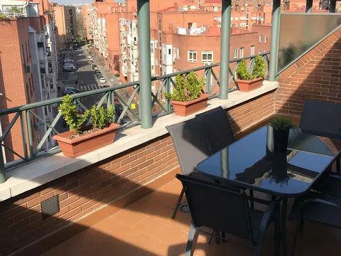 Piso en calle de Baños de Montemayor, 7