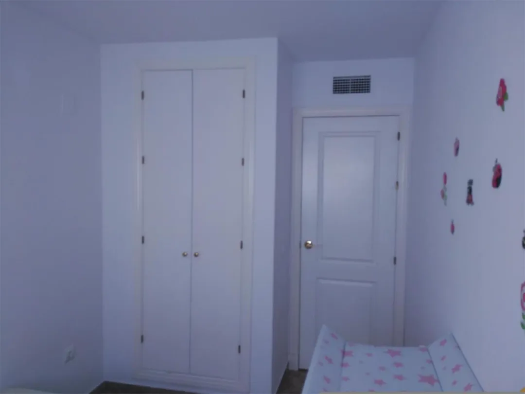 Piso en  Avenida Reina Sofía 2 - Foto 12