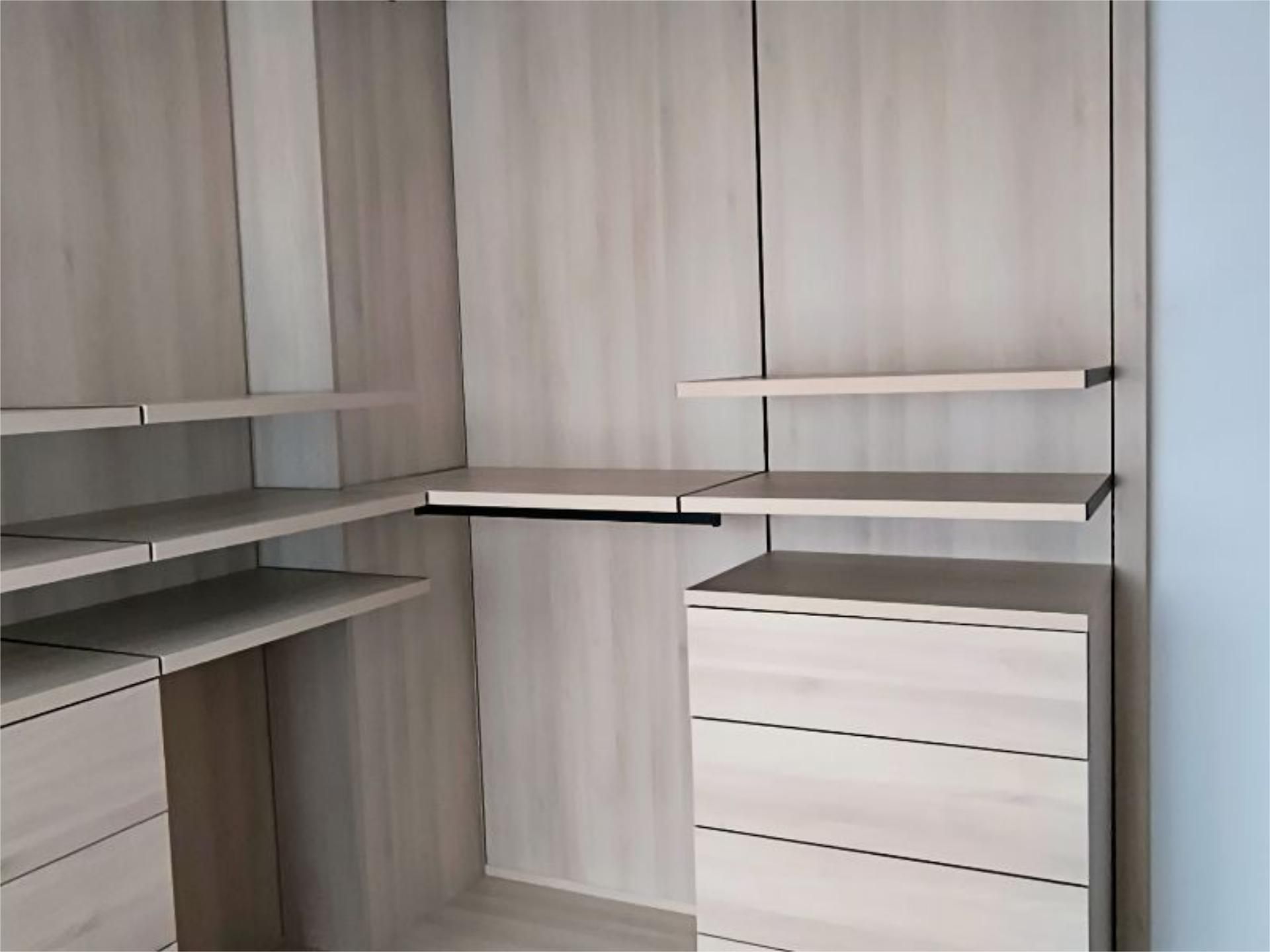 Piso en  Avenida Herrera Oria 31B - Foto 8