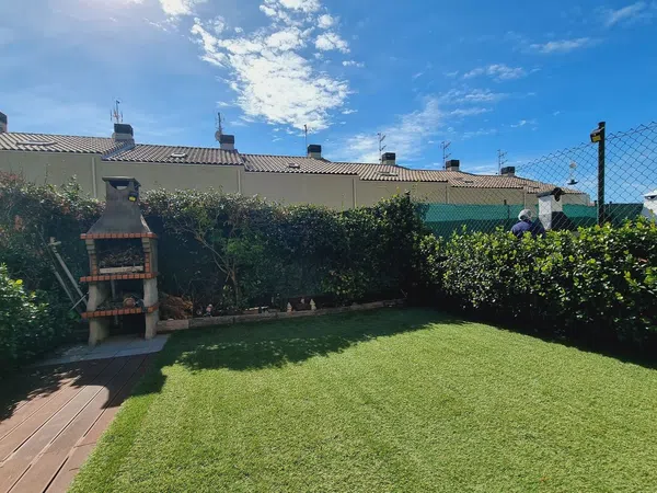 Chalet adosado en Calle Benasa s/n - Foto 34