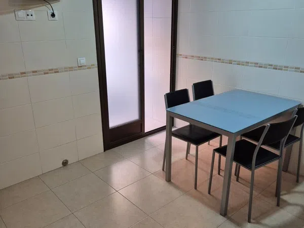 Piso en Avenida de la Paz - Foto 3