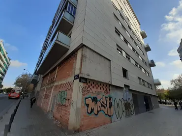 Local comercial en Badalona - Foto 1