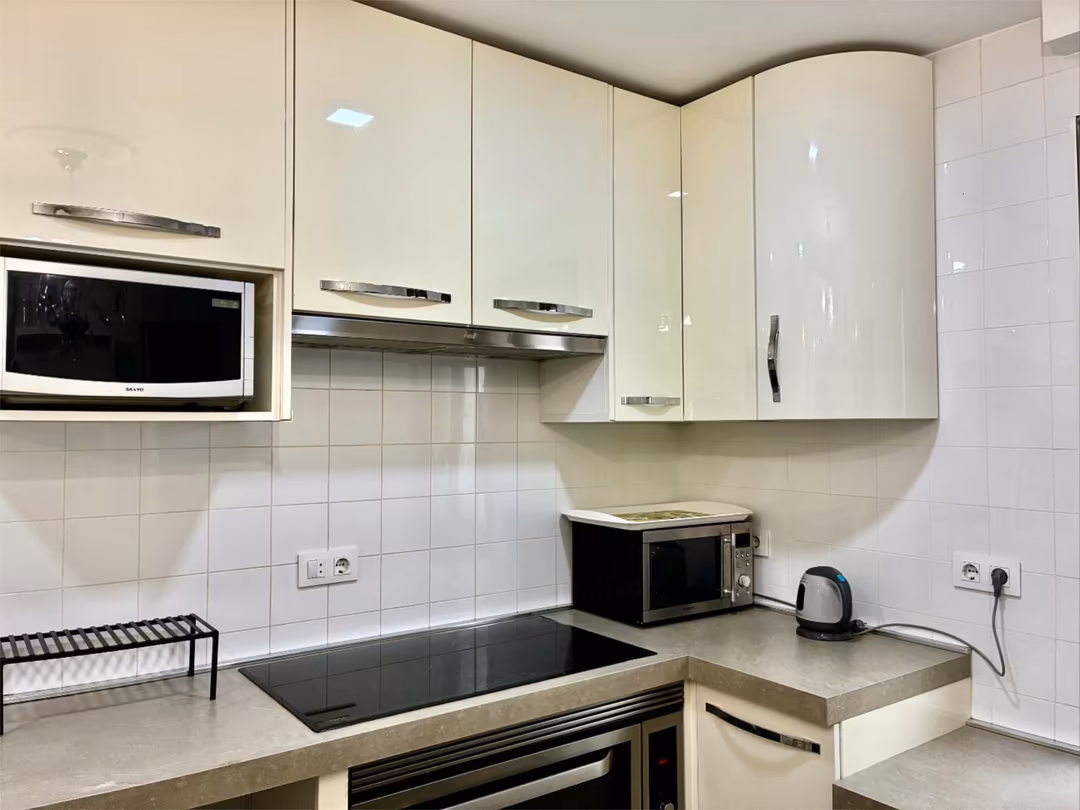 Piso en  Calle de Edgar Neville 4 - Foto 8