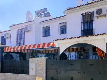 Casa adosada en  Calle Alhami 104 - Foto 5